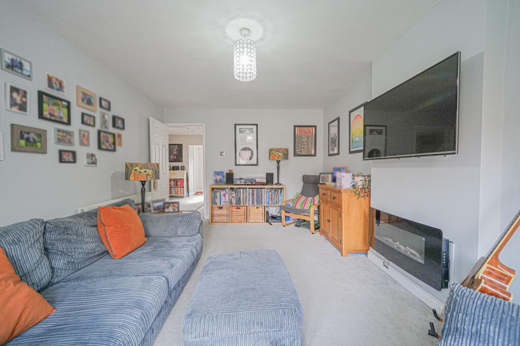 Additional property image - Hazel Grove, Hockley Heath, B94