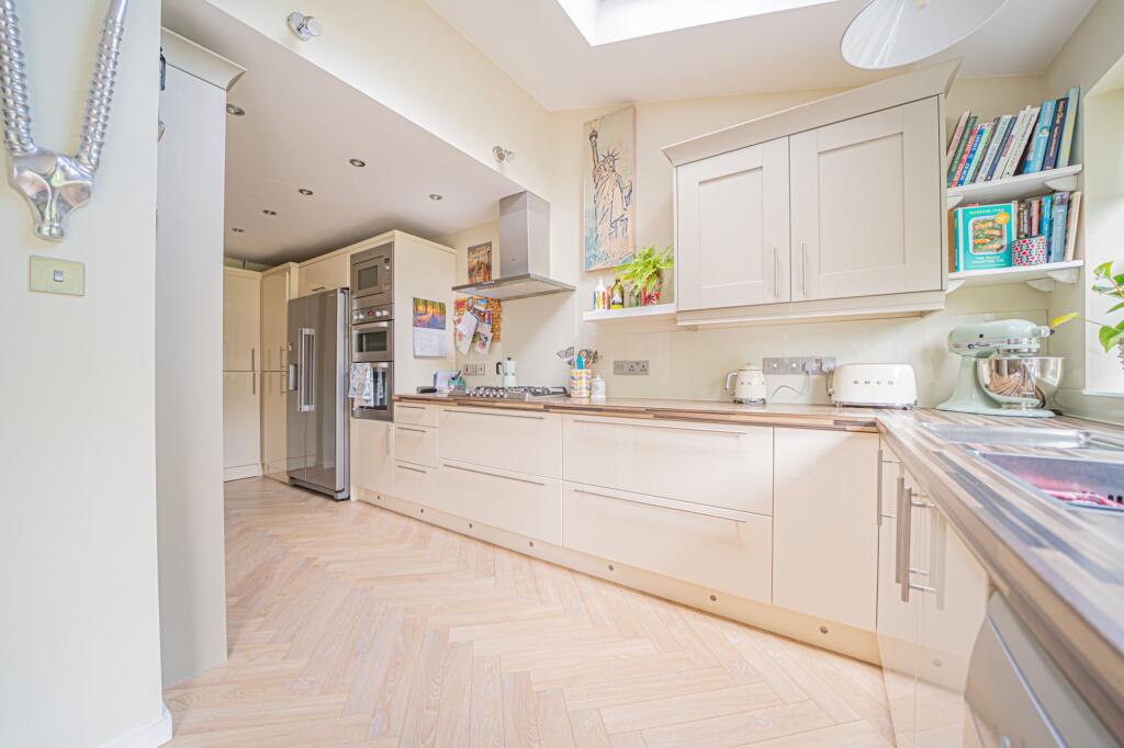 Additional image 3 of Crabmill Close, Knowle, B93