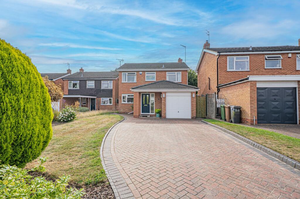 Main image of property: Alveston Grove, Knowle, B93