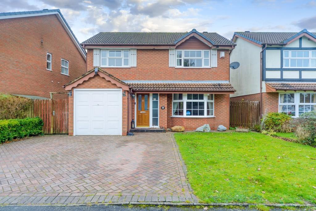 4 bedroom detached house for sale in Blackberry Avenue, Hockley Heath, B94