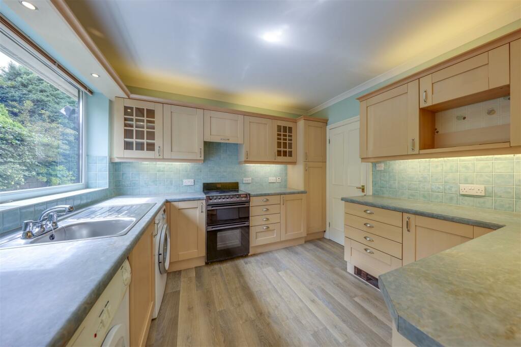 Additional property image - Bury Road, Rawtenstall, Rossendale