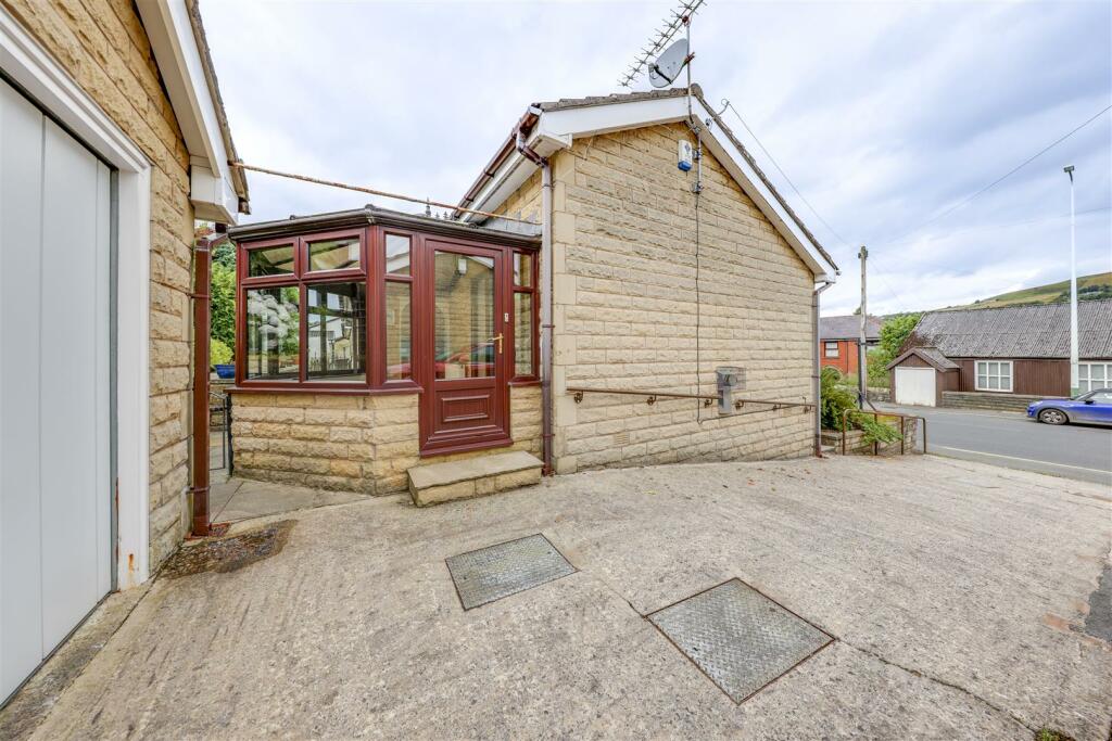 Additional property image - Bury Road, Rawtenstall, Rossendale