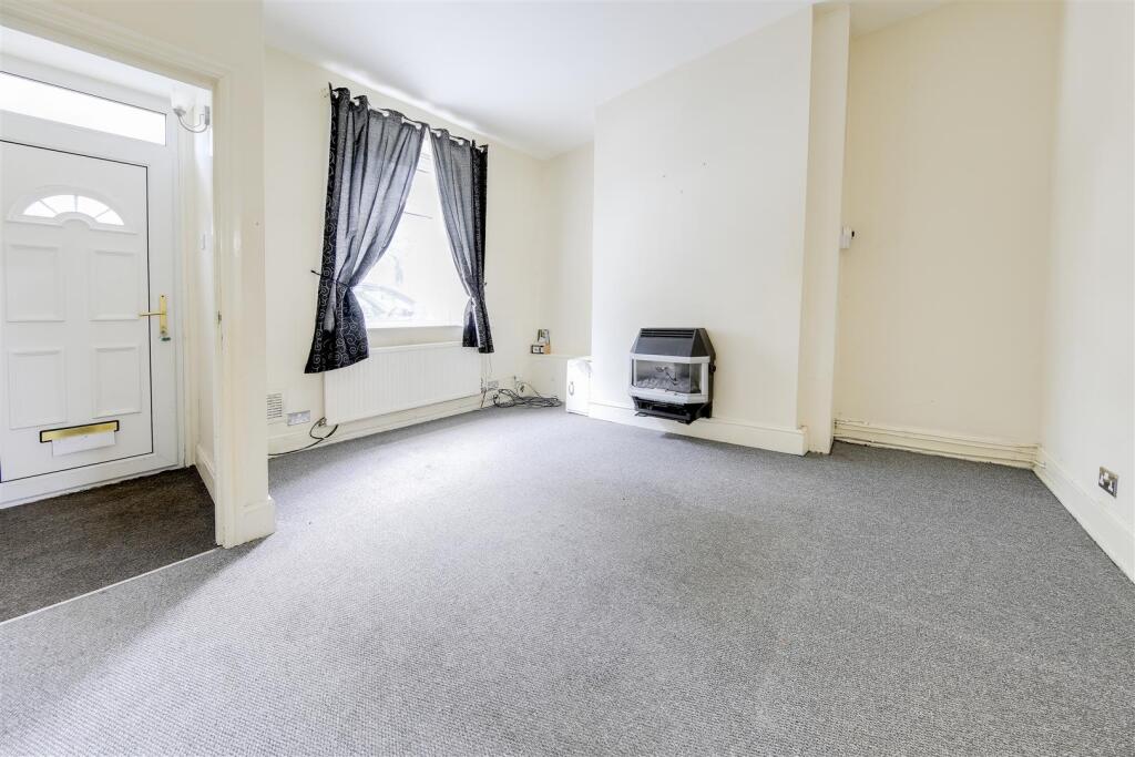 Main image of property: New Line, Bacup, Rossendale