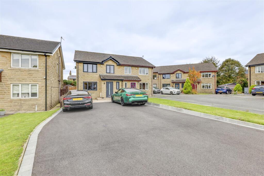 Main image of property: Marl Pits, Rawtenstall, Rossendale