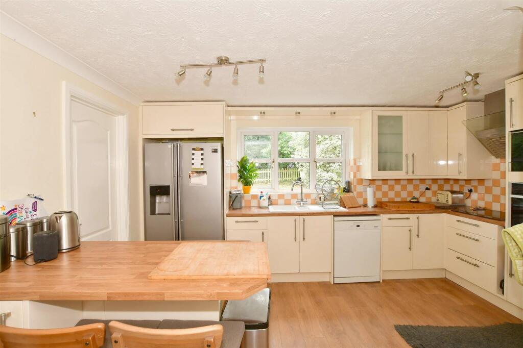 4 bedroom detached house for sale in Trinity Road, Hurstpierpoint, West