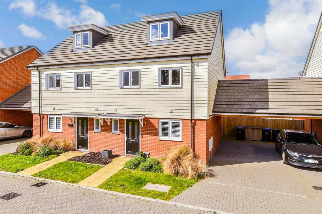 Additional property image - Goldcrest Drive, Sayers Common, West Sussex