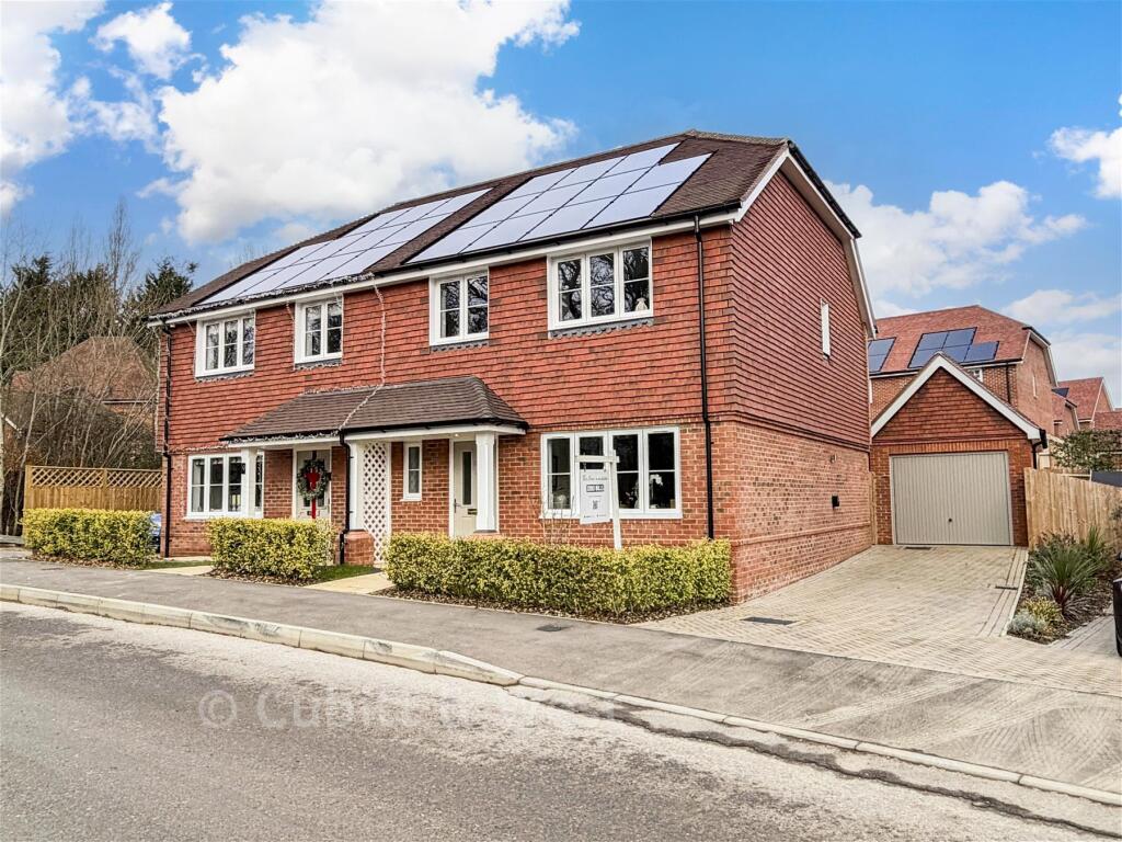 Main image of property: Burgess Hill, Temple Gate, Burgess Hill, West Sussex