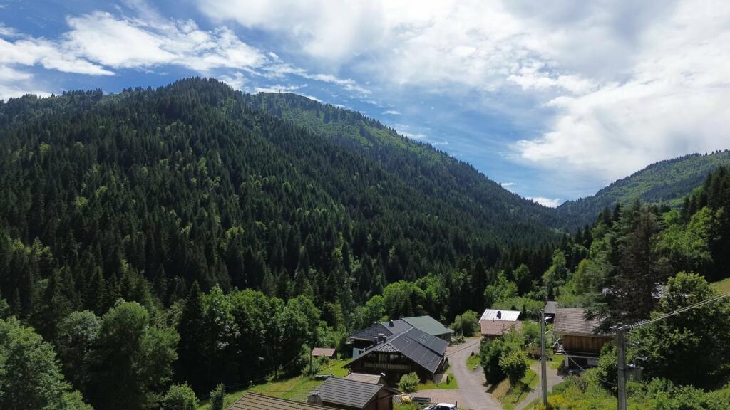 Main image of property: Rhone Alps, Haute-Savoie, La Cote d'Arbroz