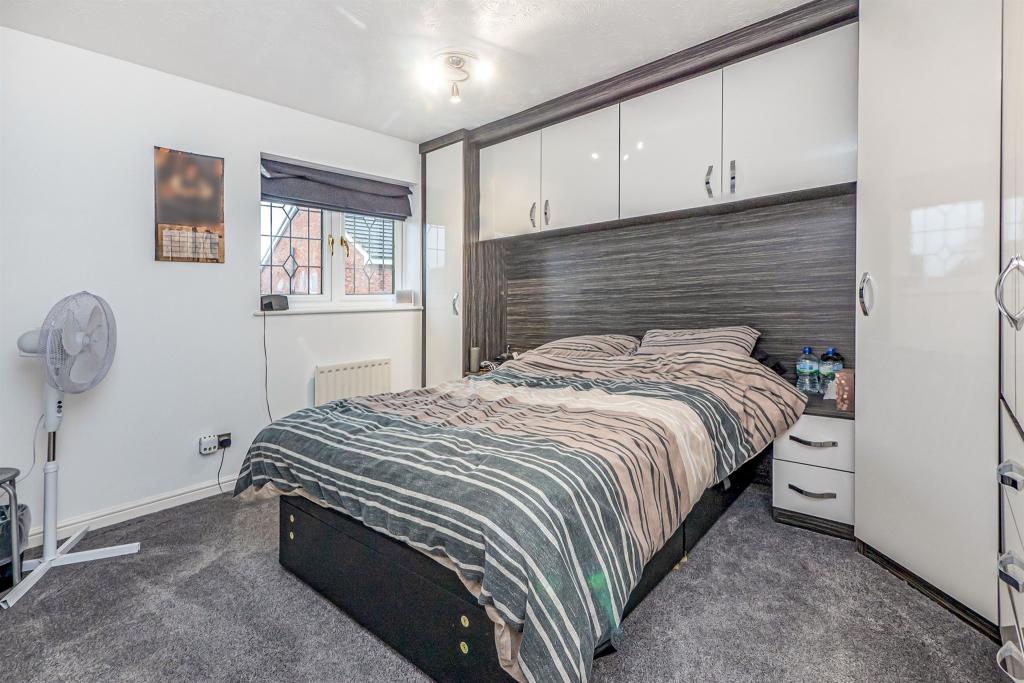 4 bedroom detached house for sale in Harthill Avenue, Leconfield