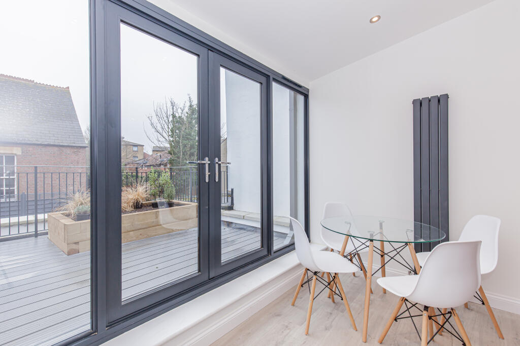 Main image of property: ST CLEMENTS STREET, OXFORD, OX4
