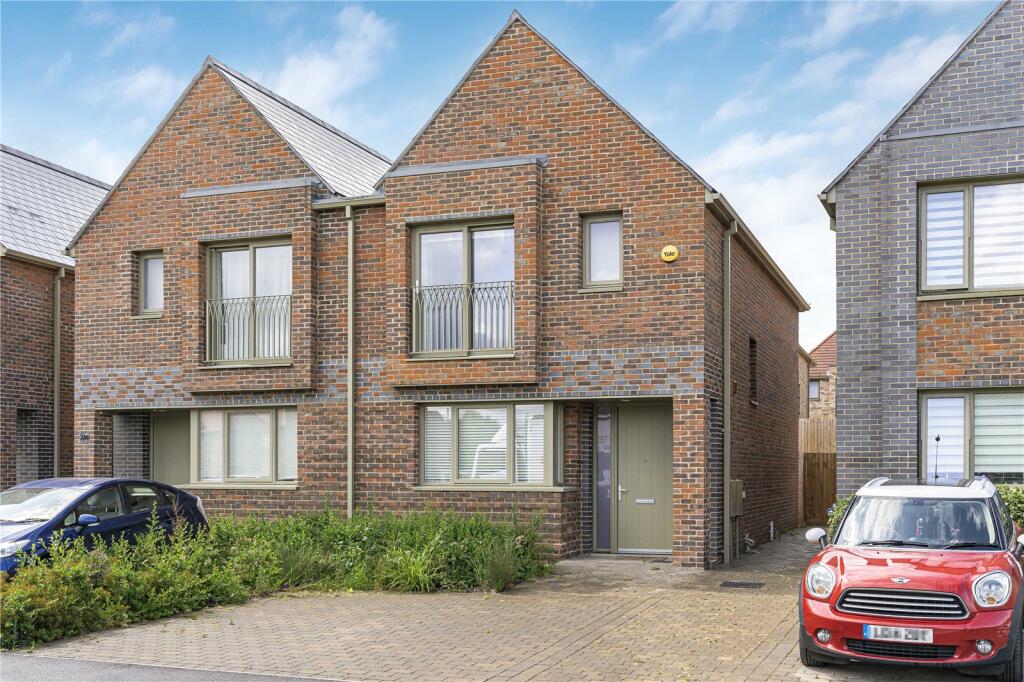 Main image of property: BARTON FIELDS, OXFORD, OX3
