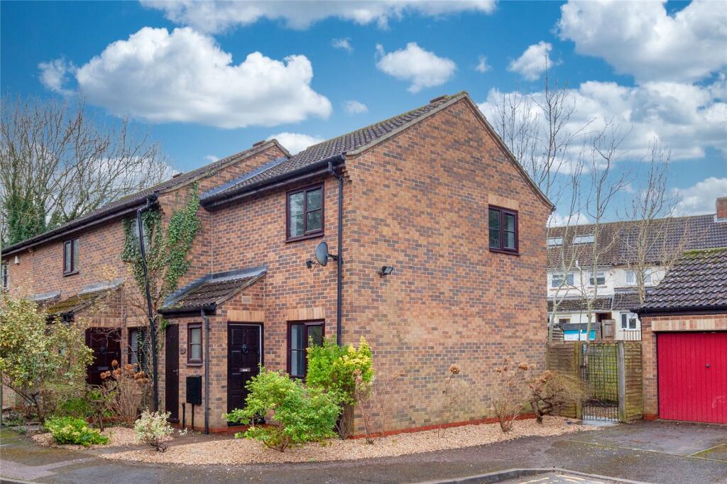 Main image of property: FINCH CLOSE, OXFORD, OX3