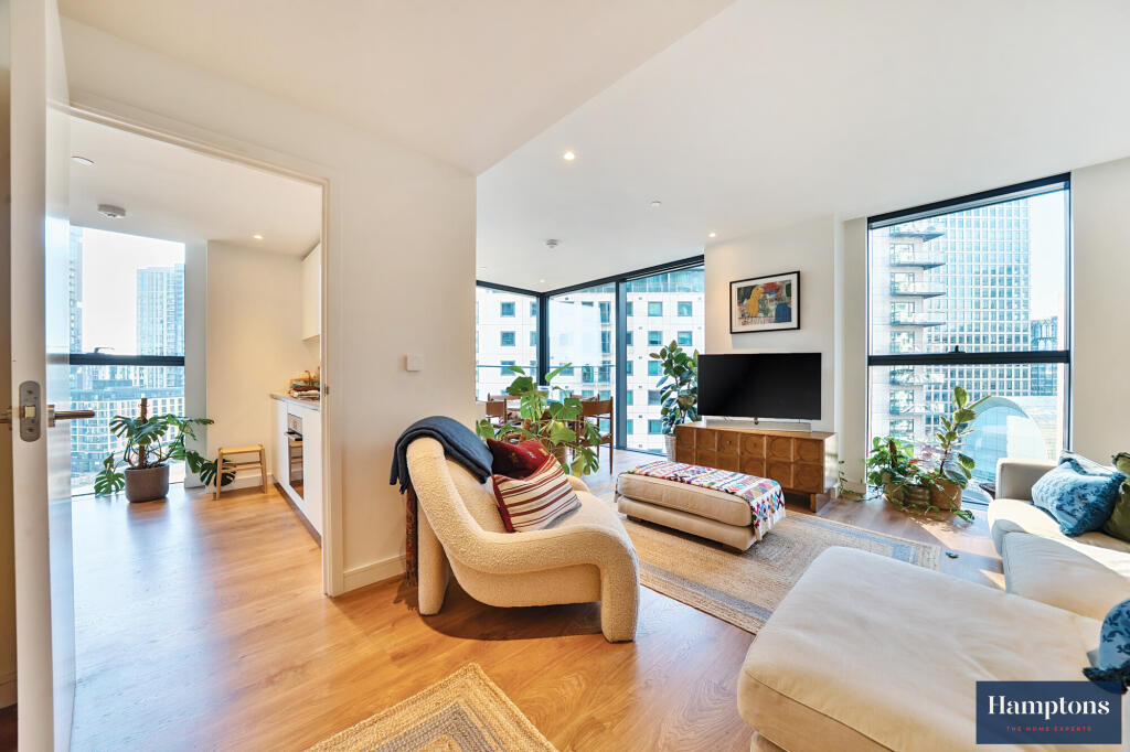 Main image of property: Marsh Wall, London, E14