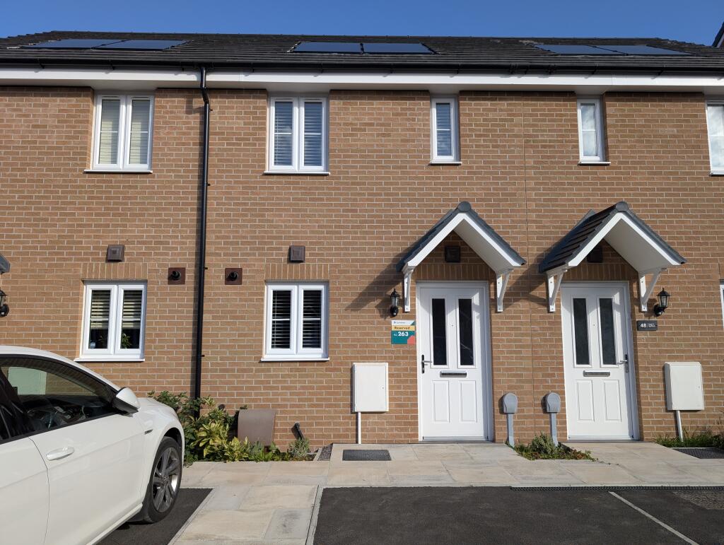 Main image of property: Heol Y Gylfinir, Llanilid