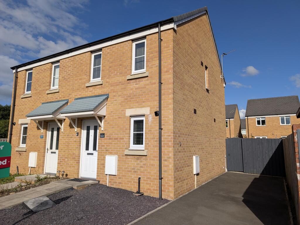 Main image of property: Ffordd Cadfan, BRIDGEND