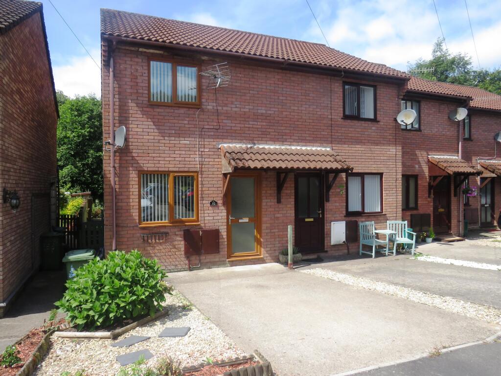 Main image of property: Tylcha Wen Close, Tonyrefail, PORTH