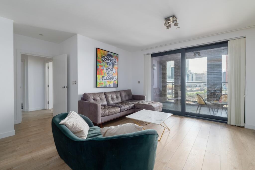 Main image of property: Williamsburg Plaza, E14