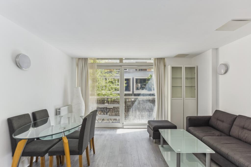 Main image of property: Cassilis Road, E14