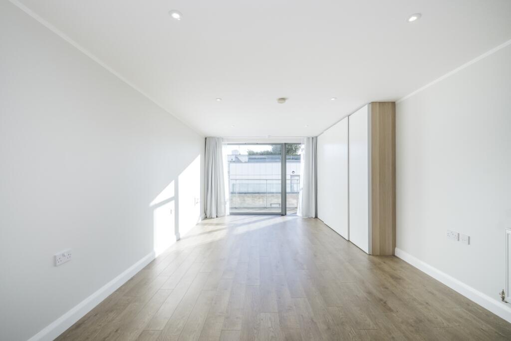 Main image of property: New Festival Avenue, E14