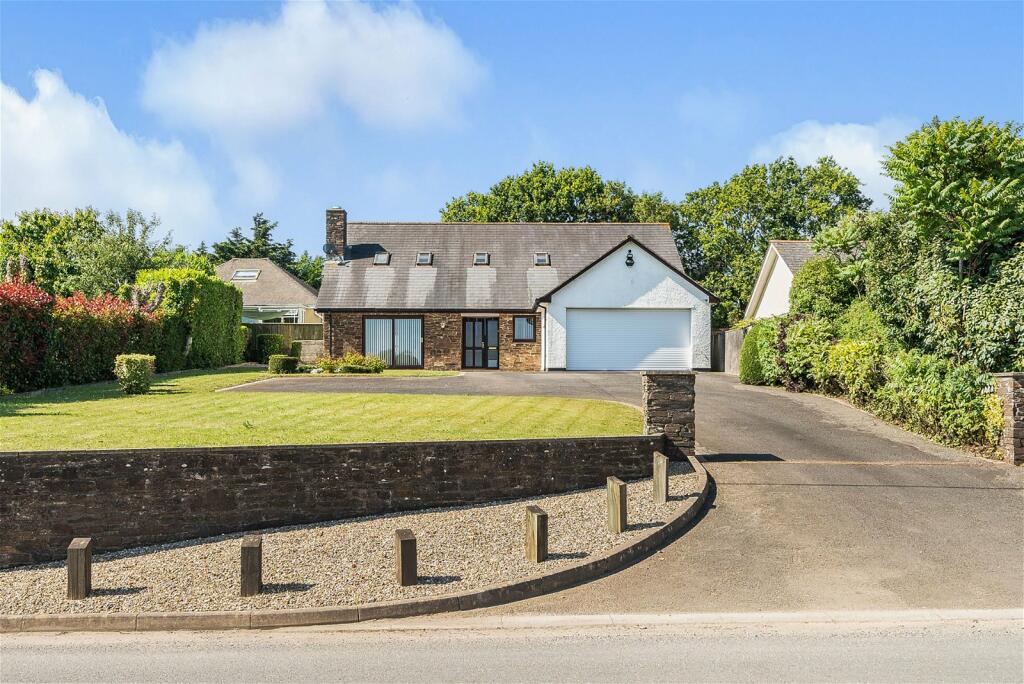Main image of property: Smithaleigh, Plympton, PL7 5AX