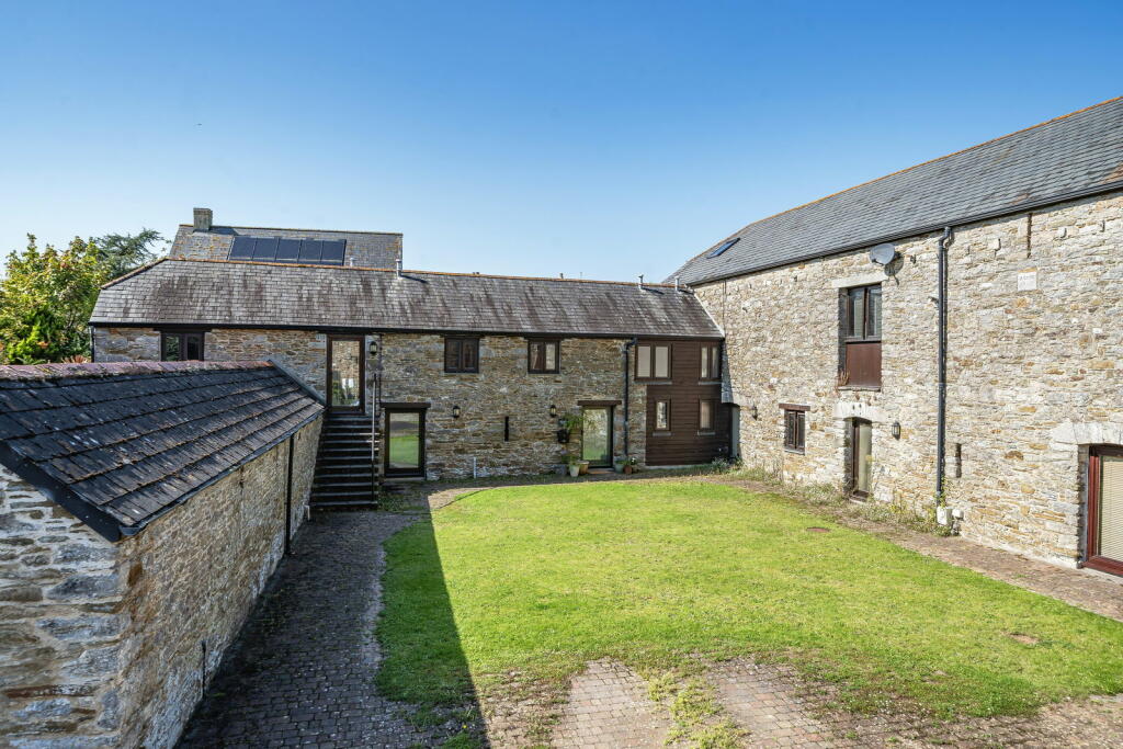 Main image of property: Stable Barn, Venn Farm, Brixton, PL8 2AX