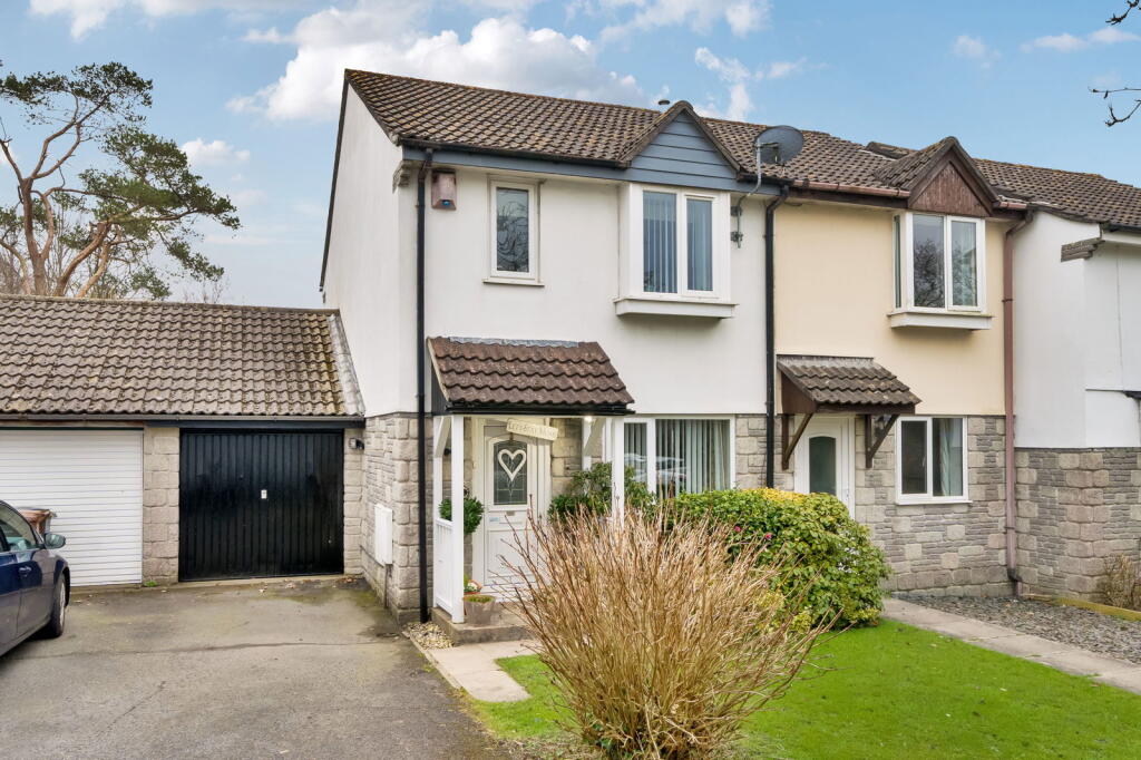 Main image of property: Meatherel Close, Woodlands, Ivybridge, PL21 9TP