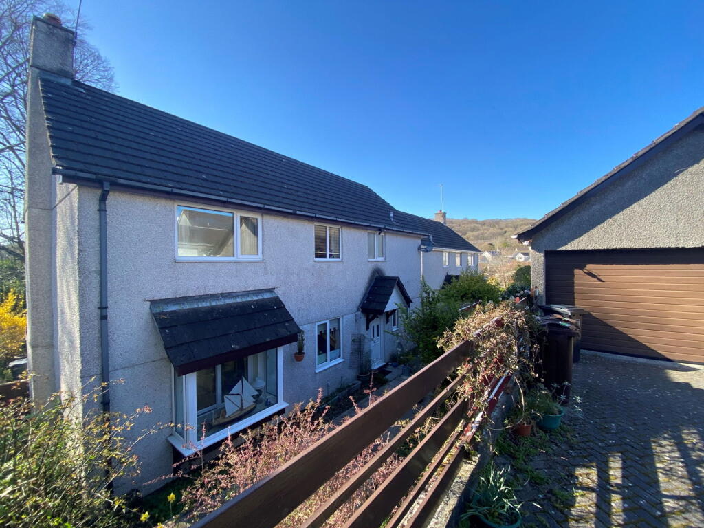 Main image of property: Wood Park, Ivybridge, PL21 0PP