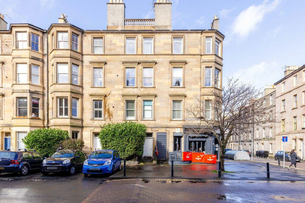 2 bedroom flat for sale in 87/9 Montgomery Street, Hillside, Edinburgh, EH7 5HZ, EH7