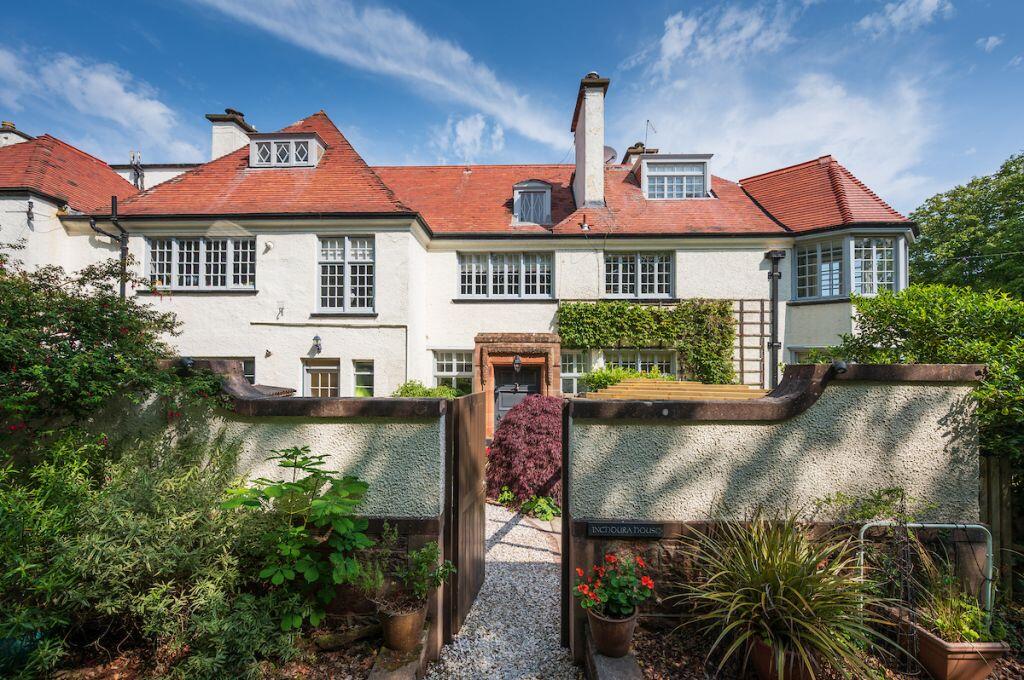 Main image of property: Inchdura House, 13A Hamilton Road, North Berwick, East Lothian, EH39 4NA