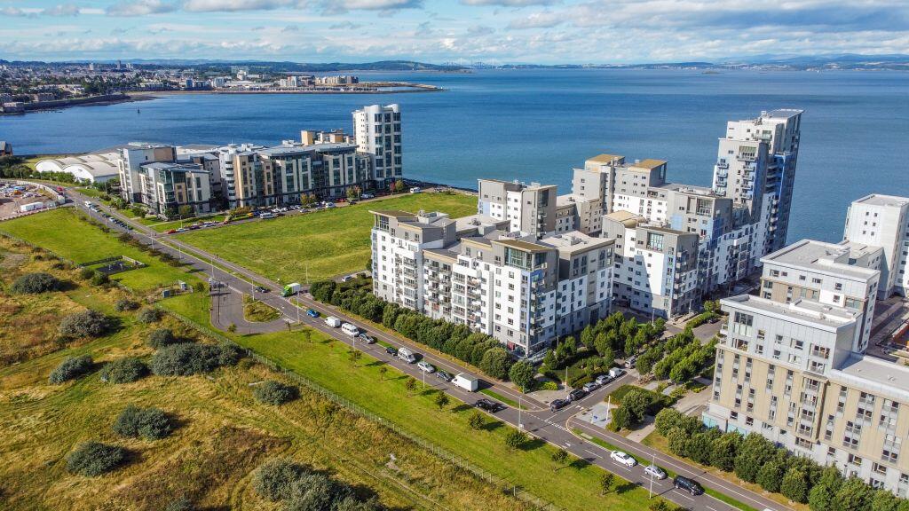 Main image of property: 11/4 Western Harbour Midway, Newhaven, Edinburgh, EH6 6LG
