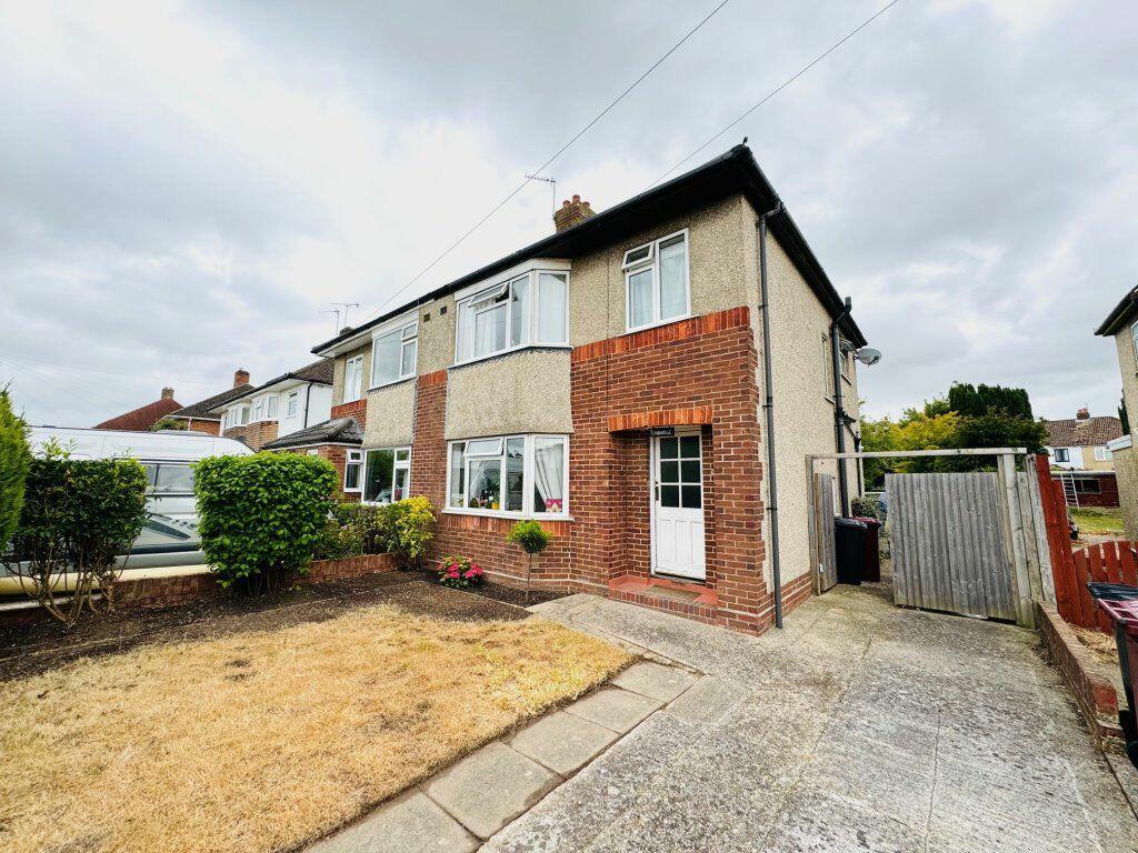 3 bedroom house for rent in Oak Avenue, Chichester, PO19