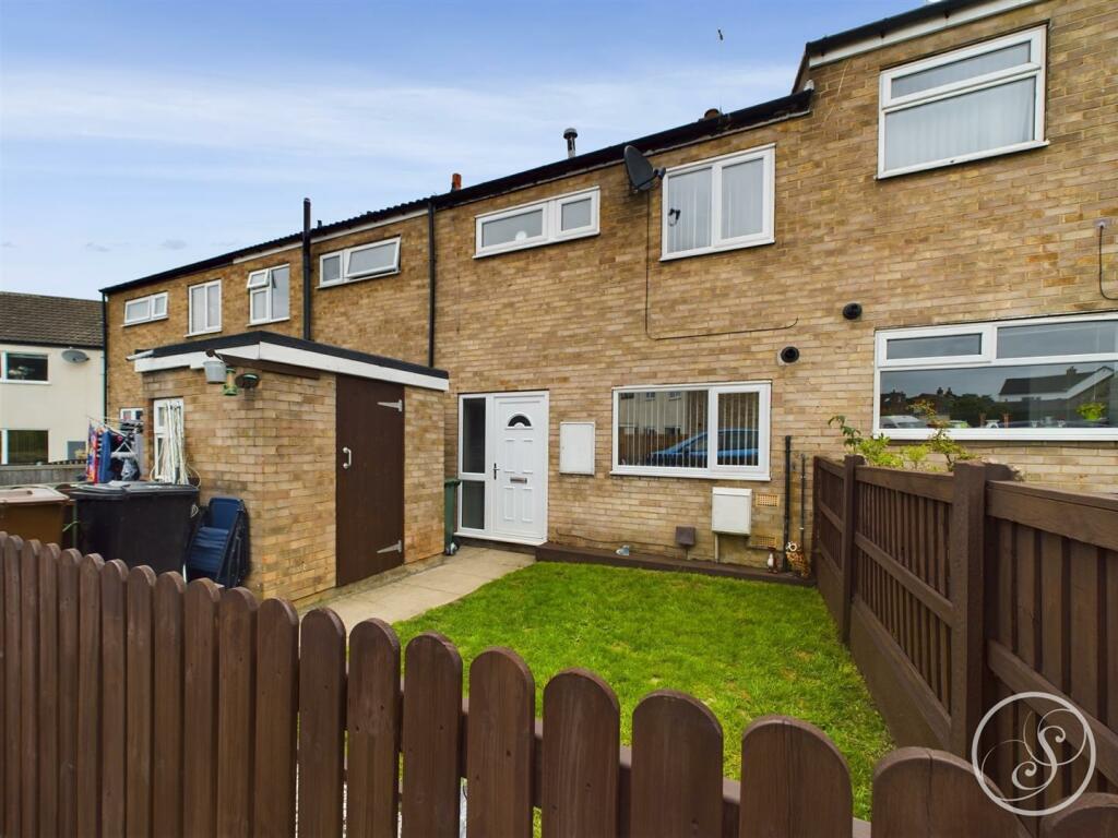 3 bedroom terraced house for sale in Church Approach, Garforth, Leeds, LS25