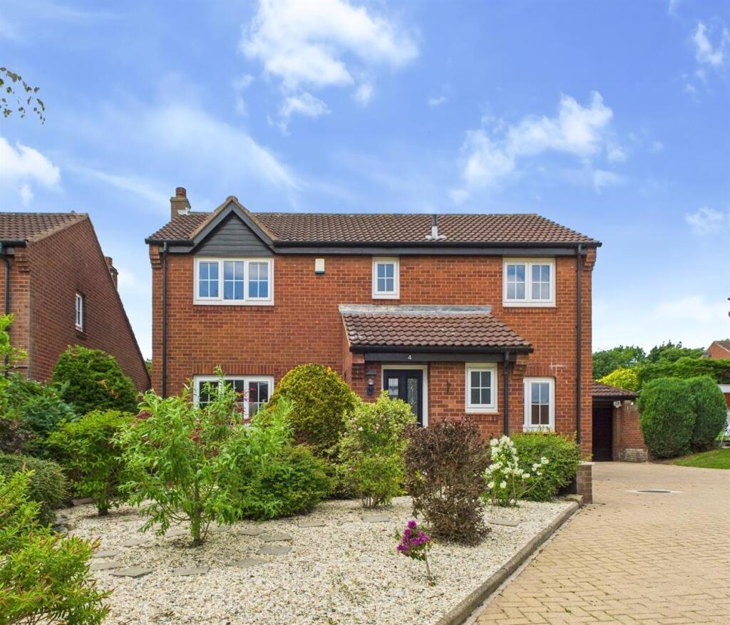 Main image of property: Hertford Chase, Leeds