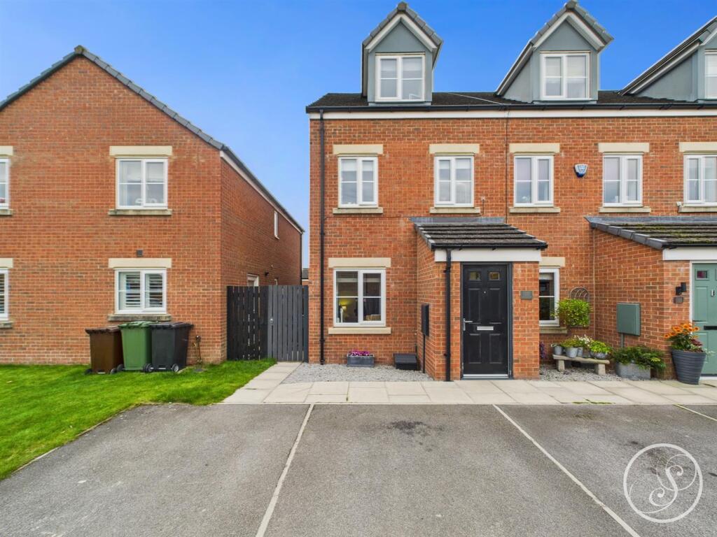 Main image of property: Poplar Place, Whinmoor, Leeds