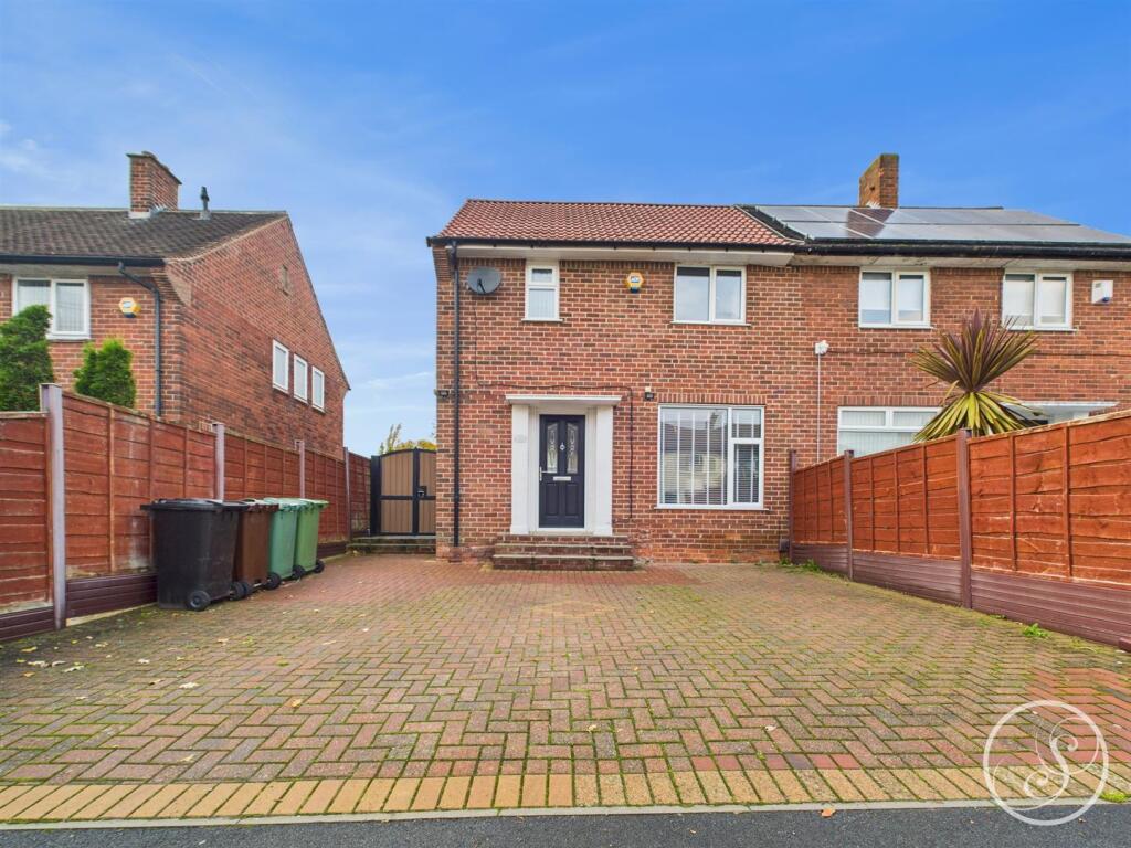 Main image of property: Swarcliffe Road, Leeds