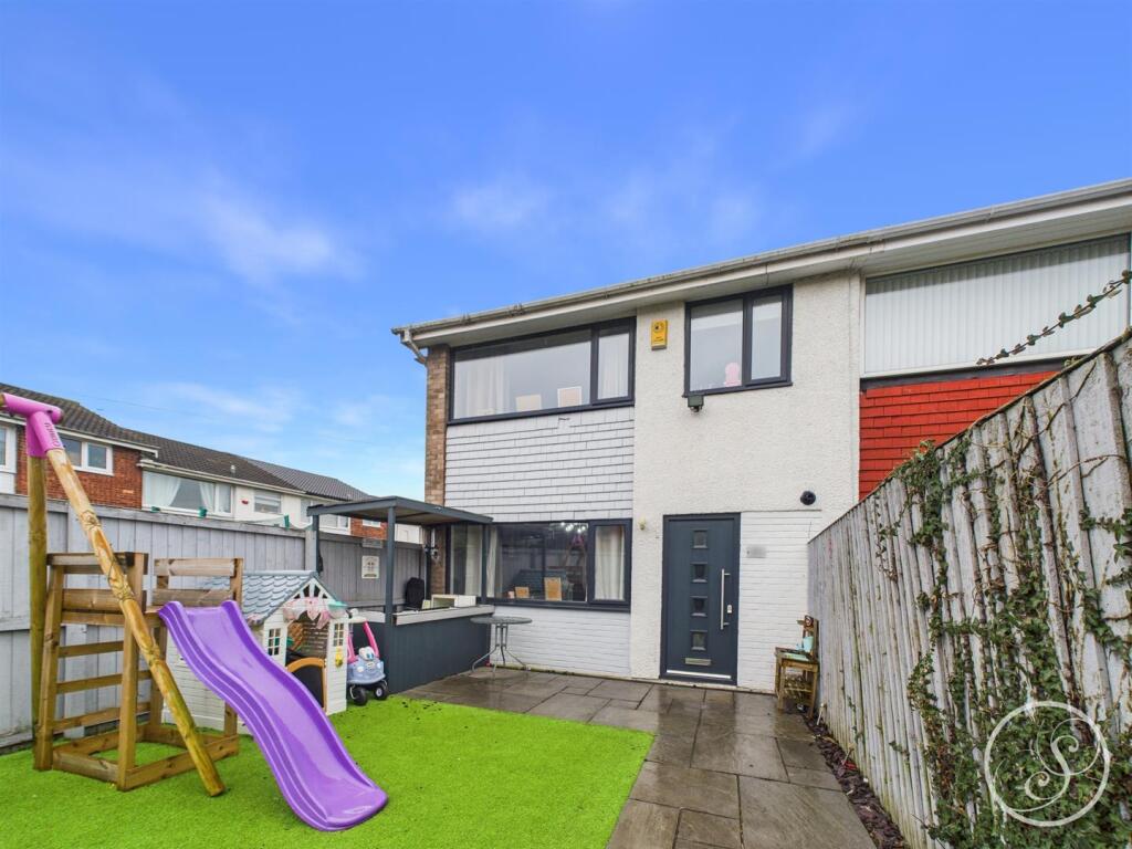 Main image of property: Nettleton Court,, Leeds,