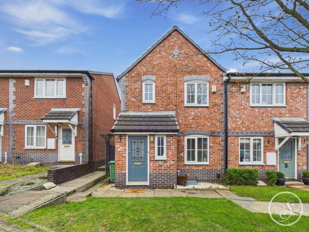 Main image of property: Mead Grove, Leeds
