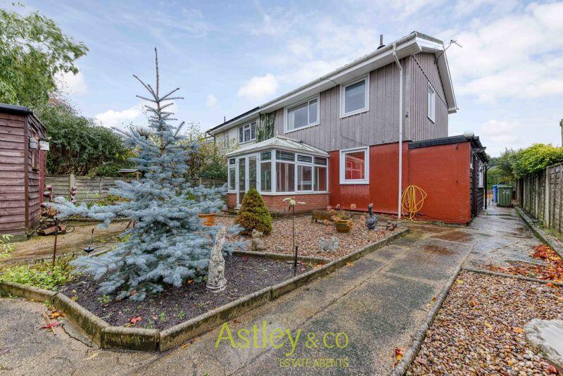 3 bedroom semidetached house for sale in Robin Hood Road, Norwich, NR4