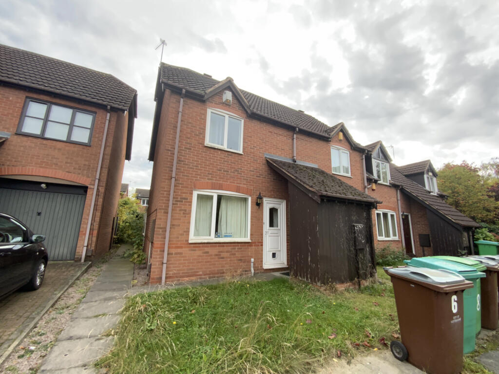 Main image of property: Wicket Grove, Lenton, Nottingham, NG7