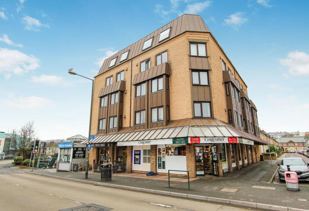 Main image of property: Gerston Road, Paignton, Devon, TQ4 5DY