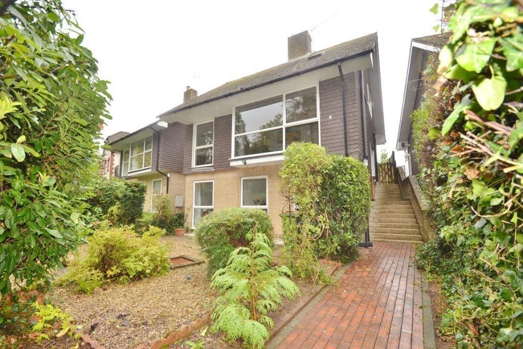 Main image of property: Church Road, Bishopstoke, EASTLEIGH