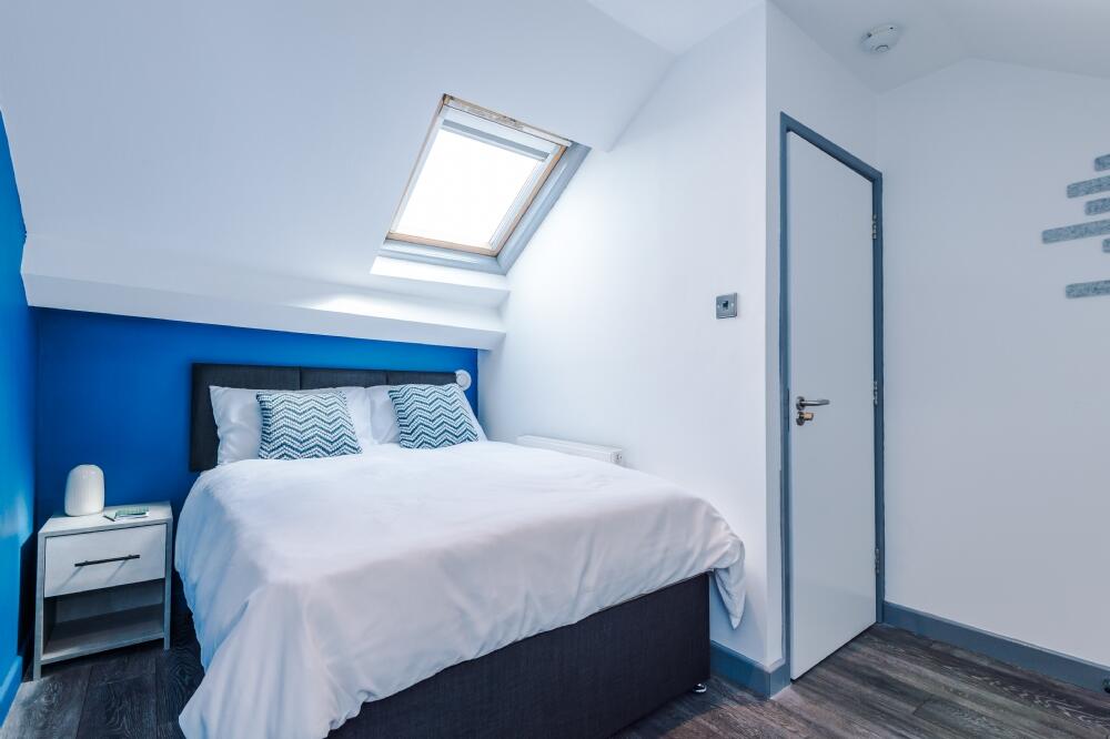 Main image of property: 5 Bed - Albert Edward Road, L7
