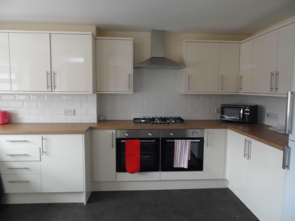 Main image of property: 5 Bed - Garmoyle Road, Wavertree, L15