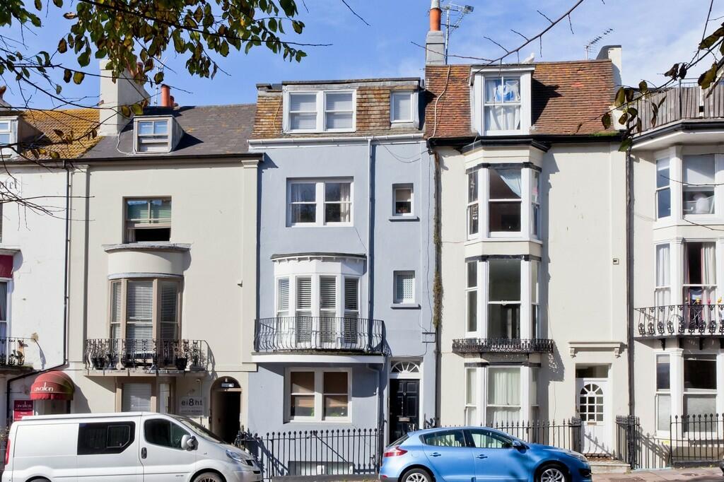 1 bedroom ground floor flat for rent in Upper Rock Gardens, Brighton, BN2