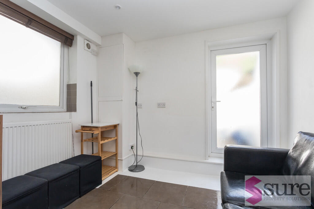 Additional property image - Beaconsfield Road, Brighton