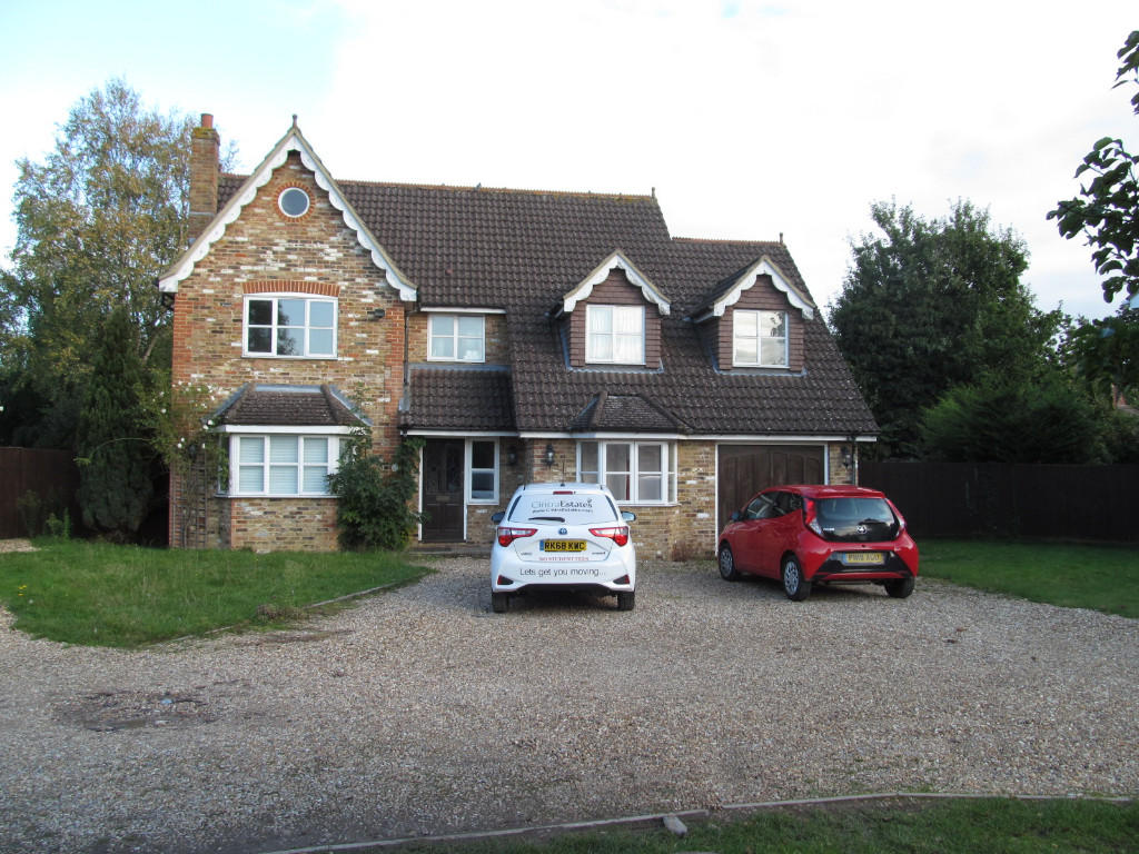 Main image of property: Lacewood Gardens, Reading, Berkshire, RG2