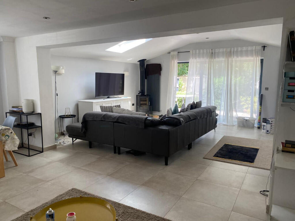 Main image of property: Stone Street, Reading, Berkshire, RG30