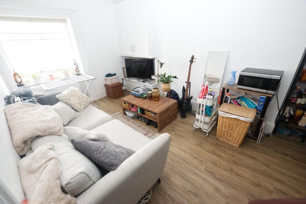 Main image of property: 14 Brunswick Square, Hove, East Sussex, BN3