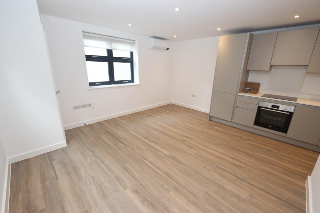 Main image of property: 14 Sheridan Terrace, Hove, East Sussex, BN3