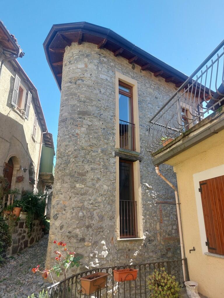 Main image of property: Grandola ed Uniti, Grandola ed Uniti